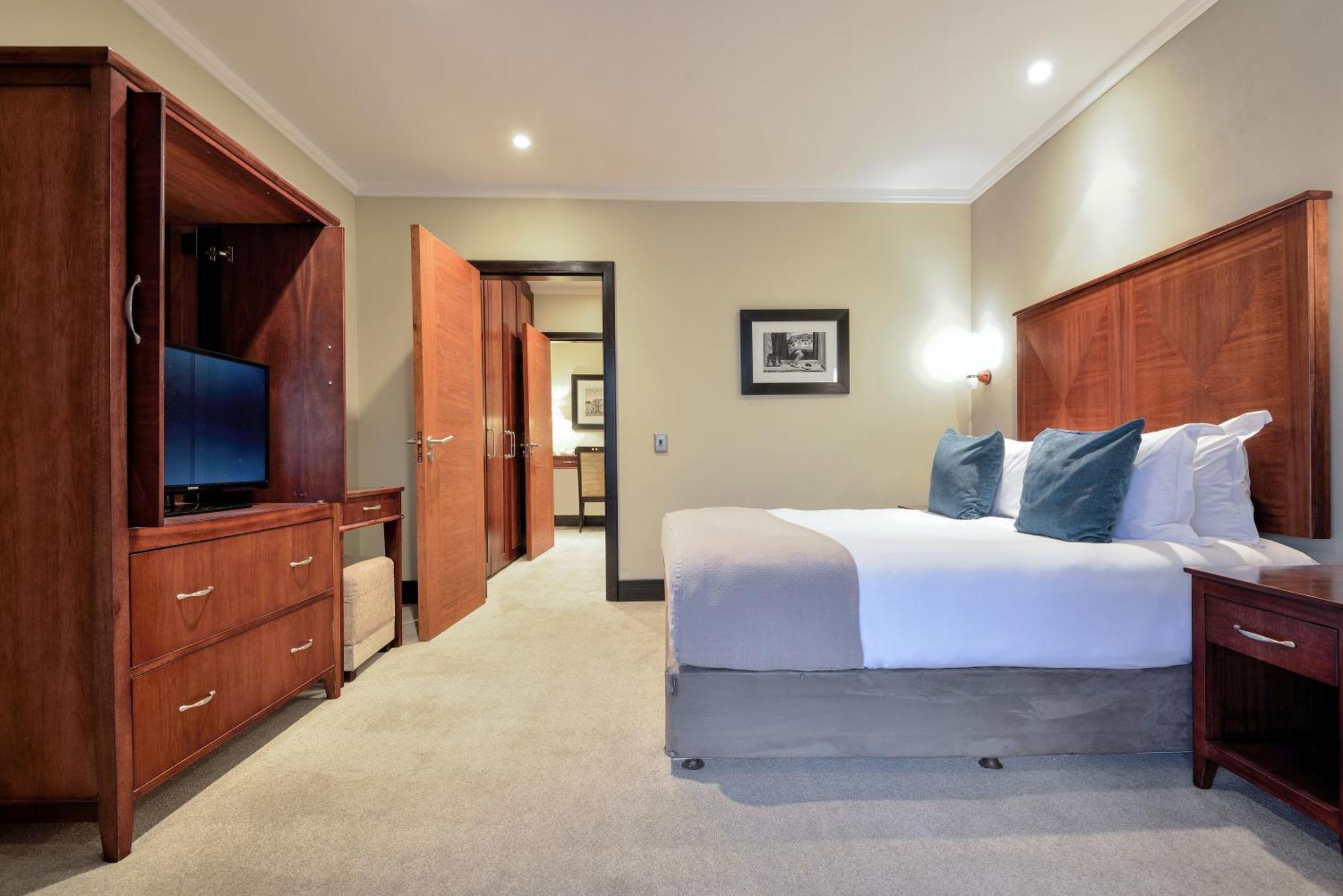 Raphael Suites Johannesburg Exterior photo
