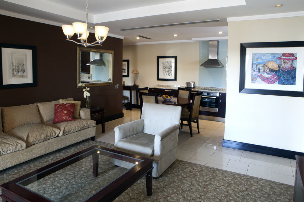 Raphael Suites Johannesburg Exterior photo